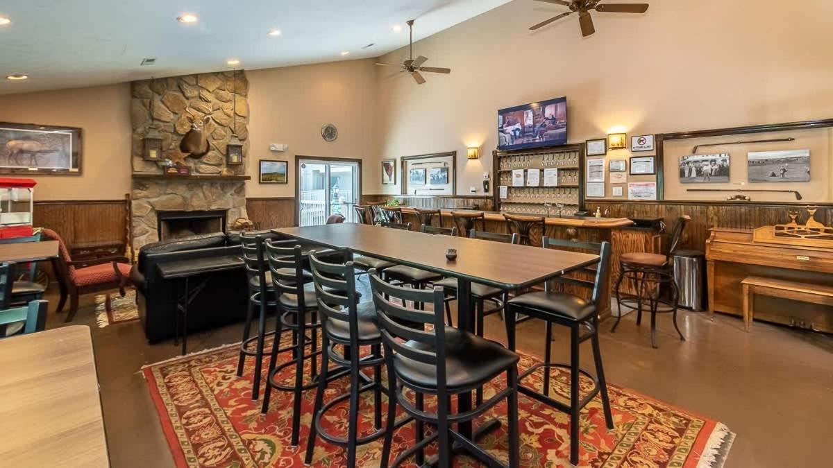 Ferienhaus 3710 Weber Rd, E302 - Smoky Sunrise Getaway *